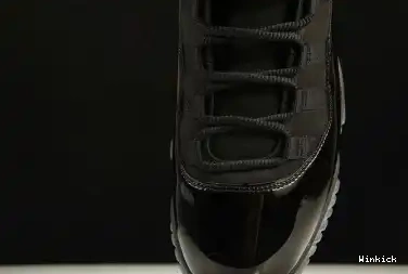 GOWN JORDAN 378037-005 - AND CAP RETRO 11 0413